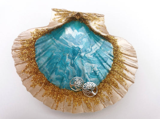 Scallop Shell Trinket Dish - Blue lagoon with glitter edging | Jewellery Dish | Ring Dish | Handcrafted in UK