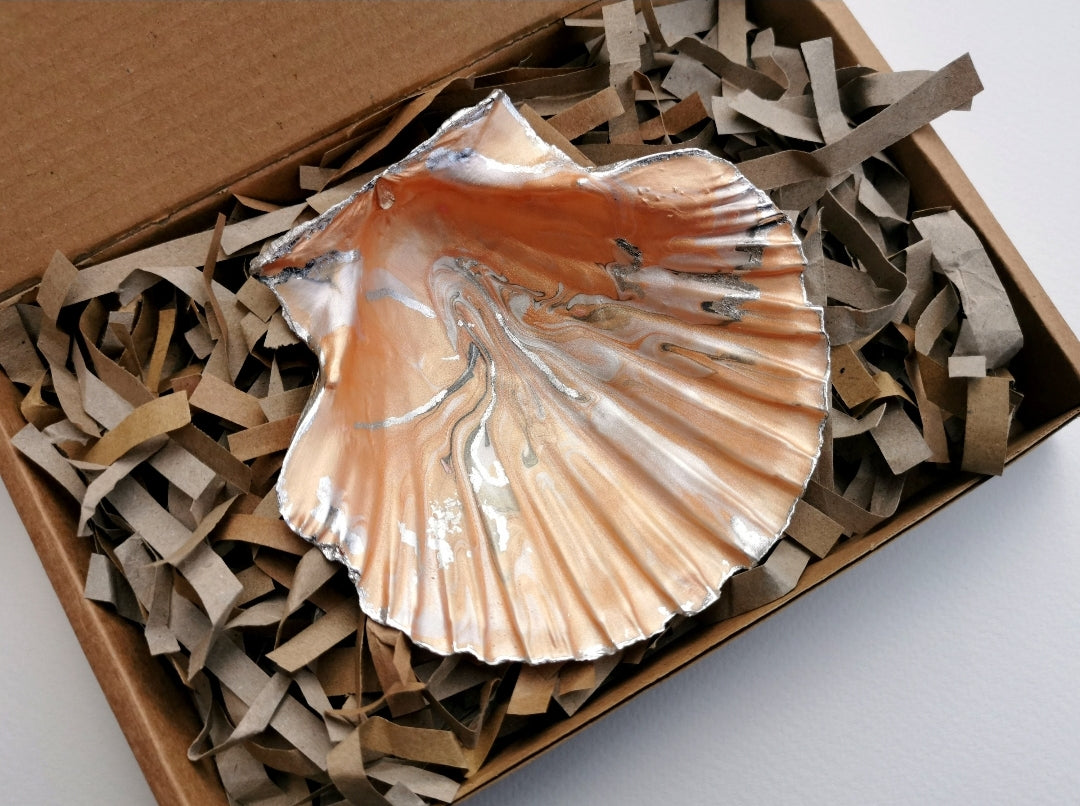 Scallop Shell Trinket Dish - Sunset marble with silver leaf edging | Jewellery Dish | Ring Dish | Handcrafted in UK