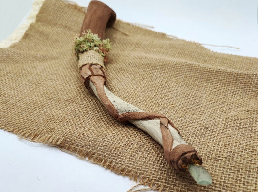 Handcarved Wooden Magic Wand - Driftwood - Gift for Witch - Gift For Wizard - Cosplay - Wand - Unique Gift - Birthday Gift - Christmas Gift